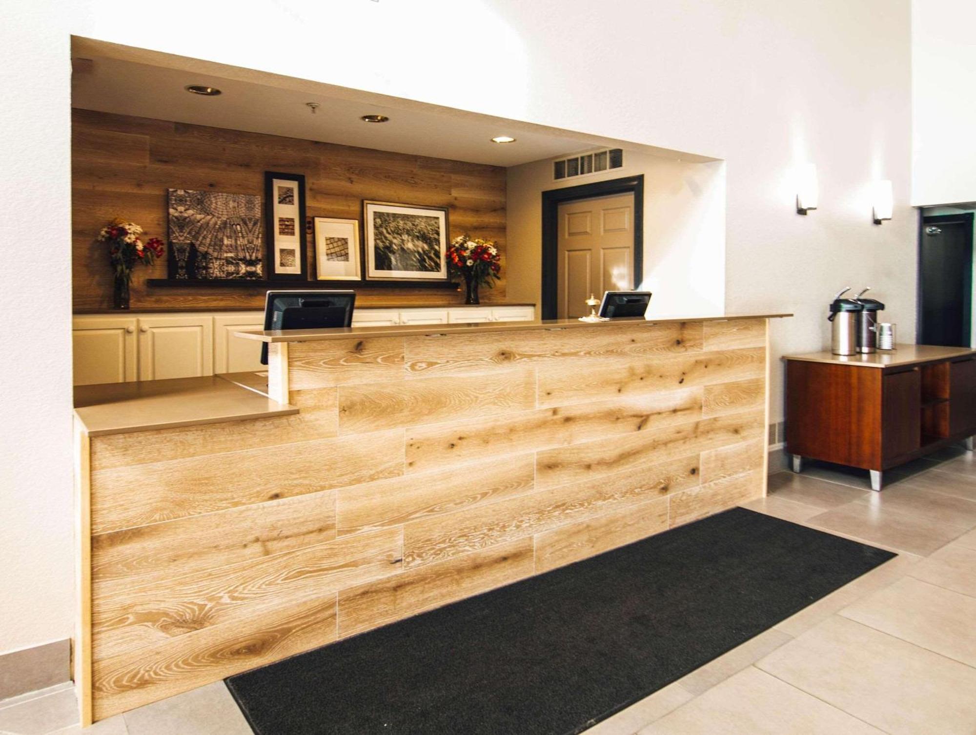 Country Inn & Suites By Radisson, Stockton, Il Eksteriør billede